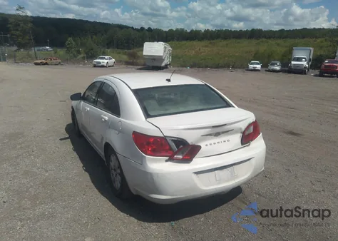 2010 Chrysler Sebring Touring из США, поврежденный, VIN 1C3CC4FB3AN232816